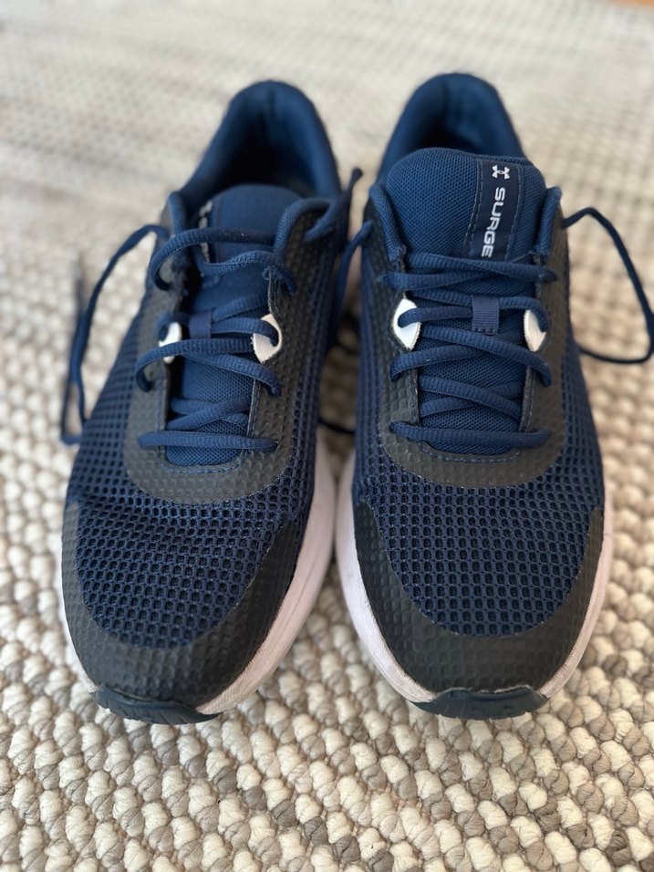 Under Armour Erkek UA Surge 3 Koşu Ayakkabısı - Görsel 4