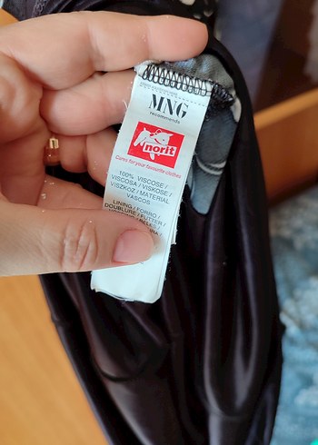 kahverengi puantiyeli dugmeli Yakalı Pilili  Elbise - Görsel 4