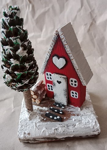 Kırmızı Kalpli Ahşap Ev Figürü #yılbaşı süsü - Görsel 2