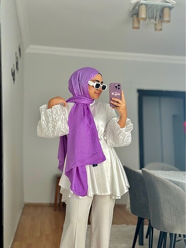 lila şal