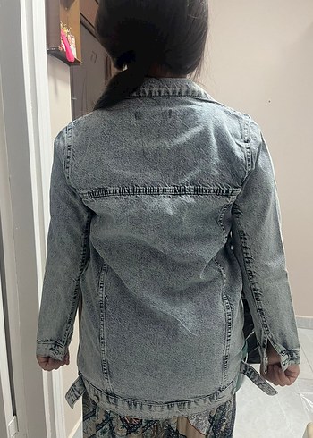 s Beden Gri Batik Desenli Kadın Denim Ceket