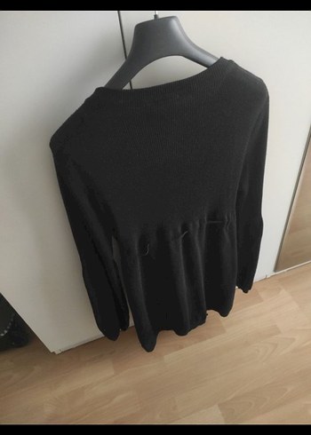 Siyah Düğmeli Uzun Kollu Hırka - Görsel 3