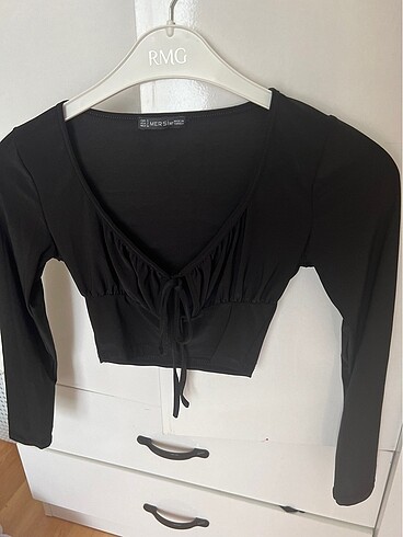 Siyah crop