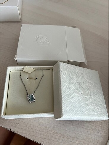  Beden beyaz Renk SWAROVSKI MİLLENIA kolye