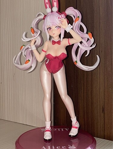 Alice tavşan kız anime figür