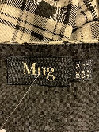 34 Beden Mango Kumaş Pantolon %70 İndirimli.