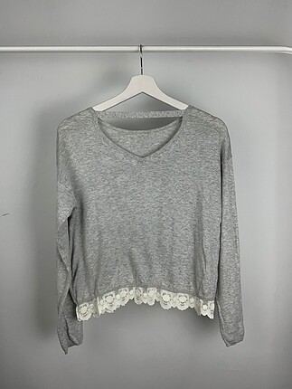 H&M H&M Kazak %70 İndirimli.