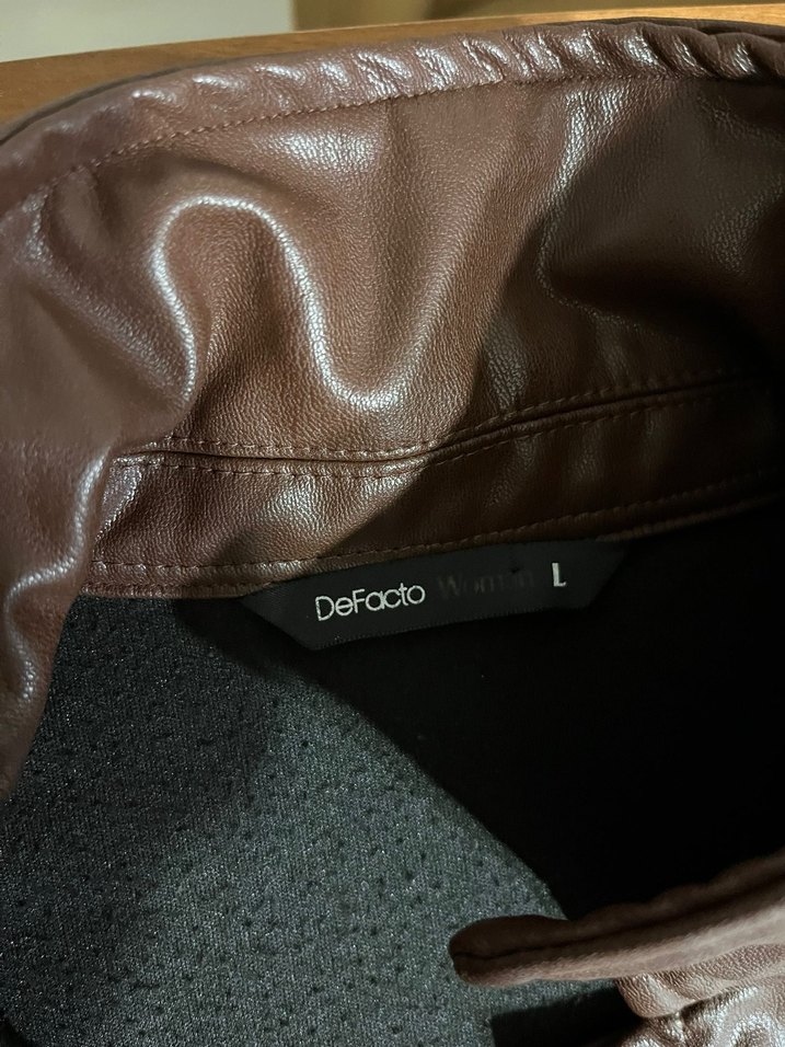 Düğmeli Kahverengi Deri Kadın Kaban - Görsel 3