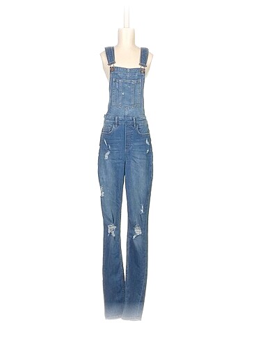 H&M Kısa Tulum %70 İndirimli.