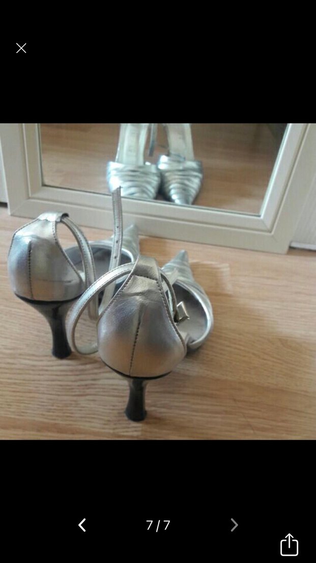 Gri Parlak Metal Tokalı Stiletto Kadın Ayakkabı - Görsel 4