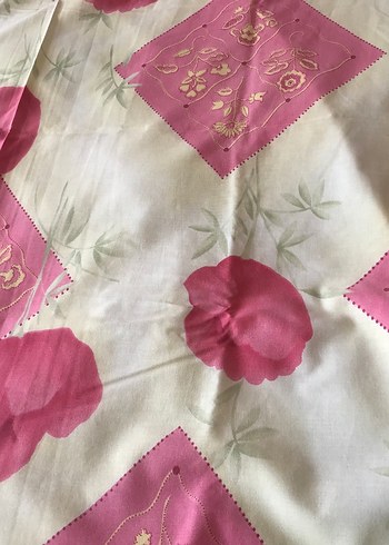 Pembe Desenli Nevresim Örtüsü - Görsel 2