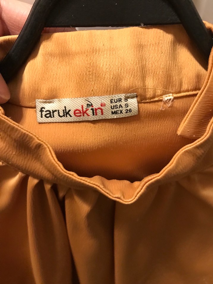 Düğmeli Yüksek Yakalı Kadın Gömlek - Görsel 5