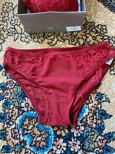 38 Beden bordo Renk İç çamaşırı takımı