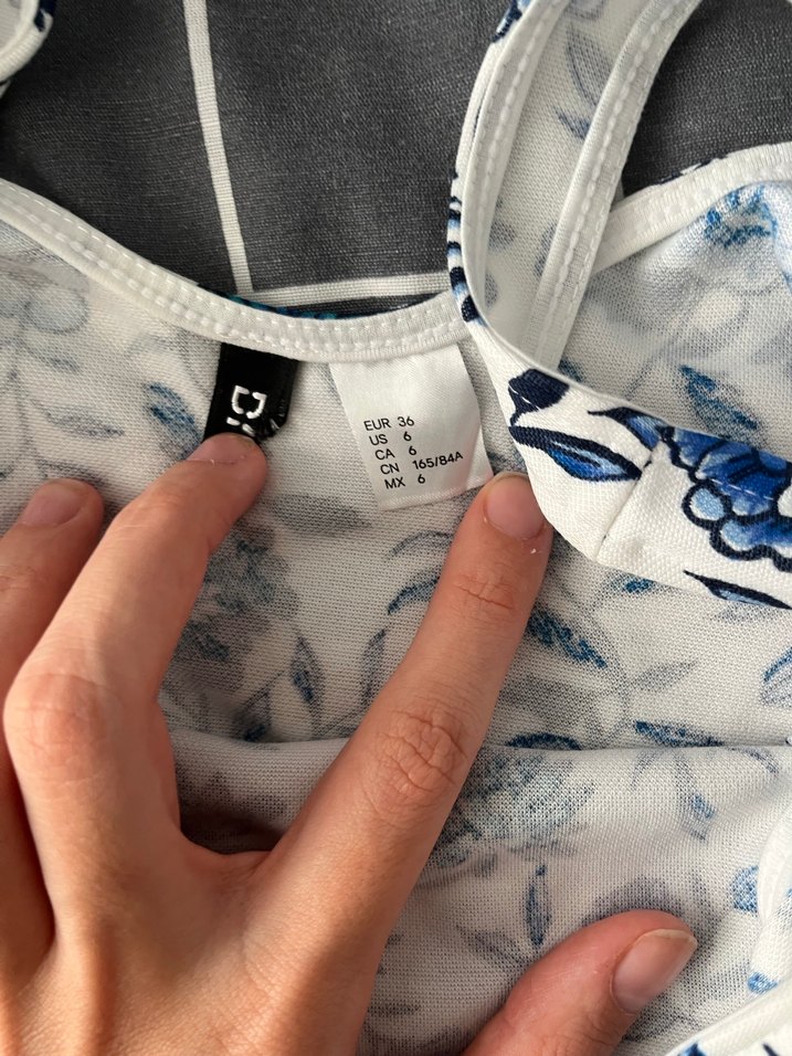 H&M Mavi Çiçekli Mini Elbise - Görsel 3