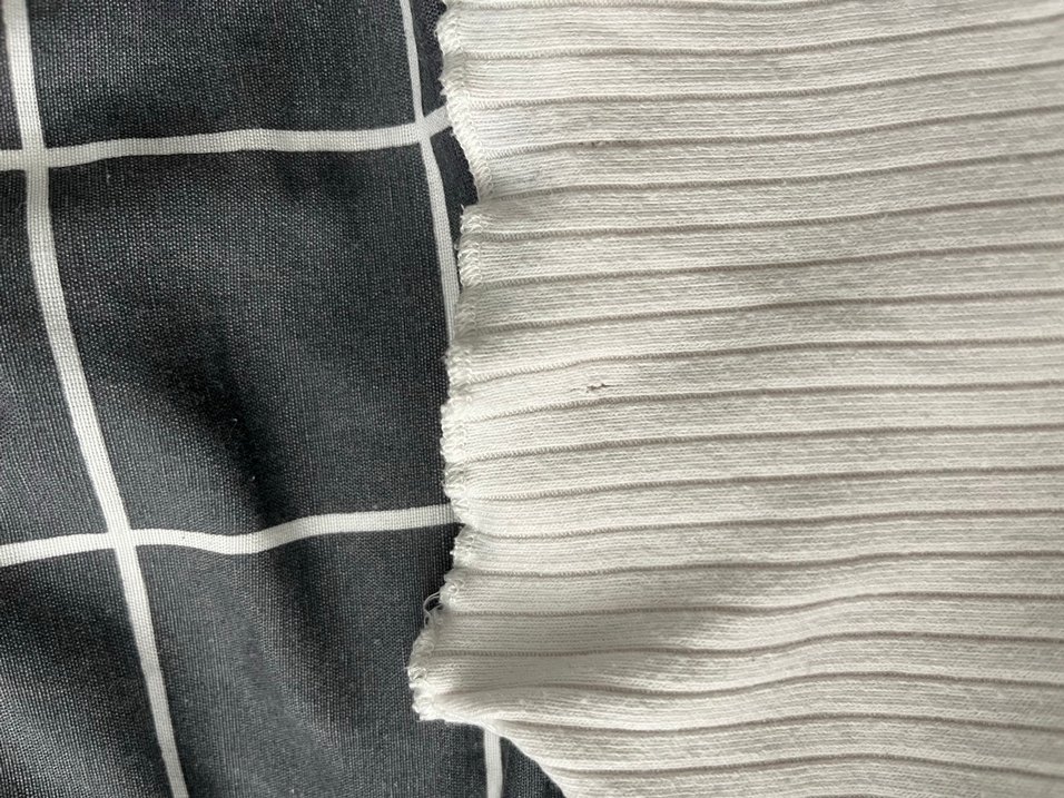 Kadın Beyaz Boğazlı Pilili Triko - Görsel 3