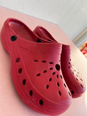 36 Beden Crocs terlik
