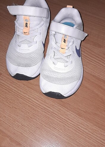 Nike 31 no çocuk ayakkabı 