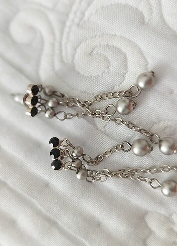 Accessorize Siyah taşlı küpe