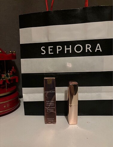 Estee Lauder Ruj 007