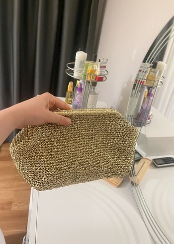 Altın Rengi Örgü Kadın Clutch Çanta