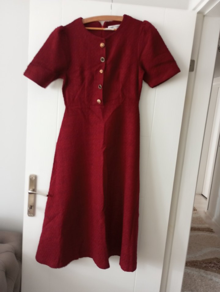 Düğmeli Bordo Midi Elbise yeni elbise hiç kullanılmadı - Görsel 2