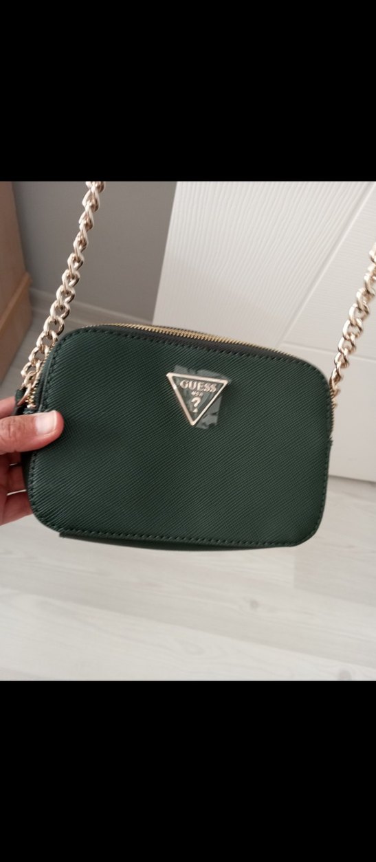 Guess Siyah Kadın Zincir Detaylı Çapraz Çanta orijinal - Görsel 2