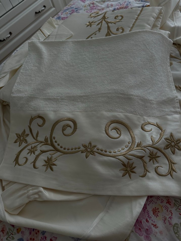 Maraş işi gold nakışlı seccade seti - Görsel 3