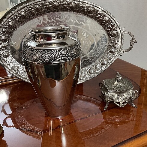  Beden Gümüş kaplama vazo