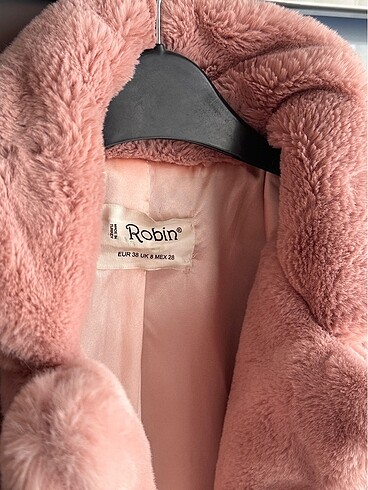 Robin Pembe kürk