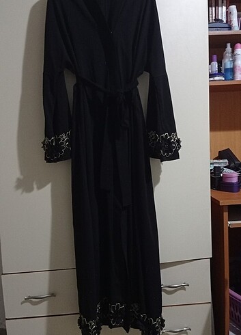Abaya ferace