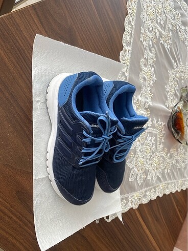 Adidas Adidas 35,5 numara ayakkabı