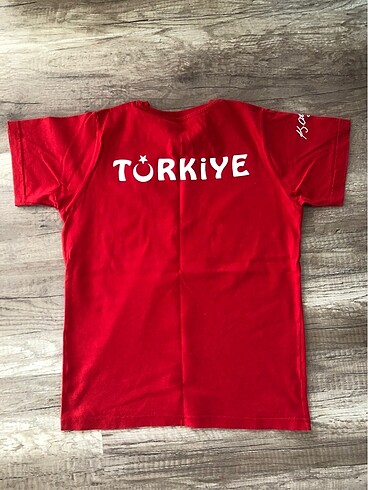 LC Waikiki #atatürk #ayyıldız 7-8-9 yaş uyumlu tişört