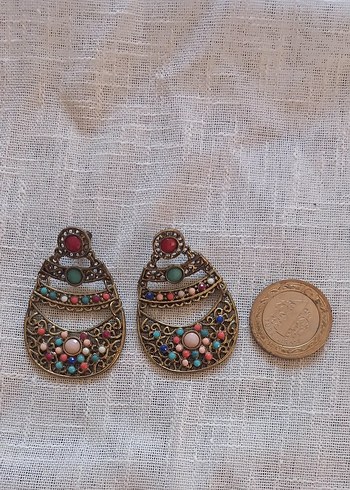 Renkli Boncuk İşlemeli Bohem Küpe