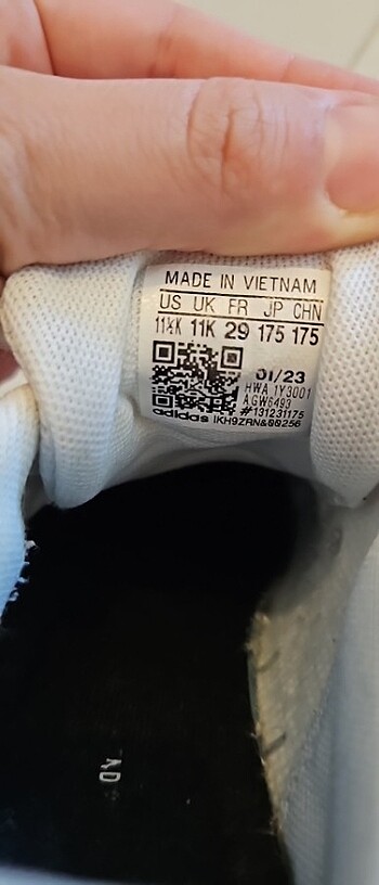 29 Beden Adidas ayakkabı