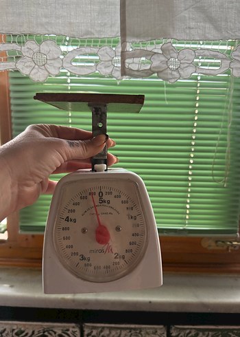 Tartı Beyaz Miras Mekanik Terazi 5kg Kapasiteli - Görsel 2