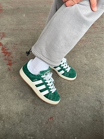 Adidas campus