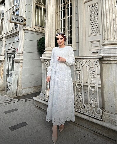 Beyaz elbise