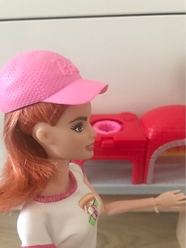Beden Renk Barbie pizzacı