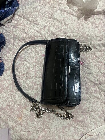  Beden Stradivarius Siyah rugan Çanta