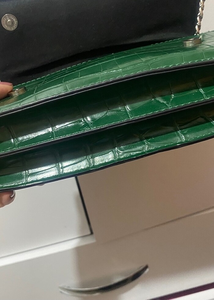 Stradivairus yeşil deri çanta - Görsel 4