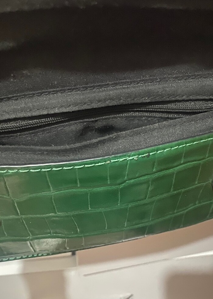 Stradivairus yeşil deri çanta - Görsel 5