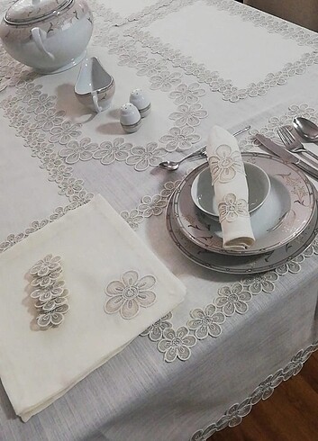 Masa örtüsü takımı vintage 