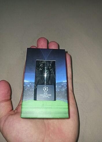 Gümüş kaplama minyatür Champions League Kupası