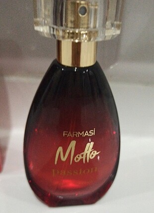 Farmasi motto passion parfüm