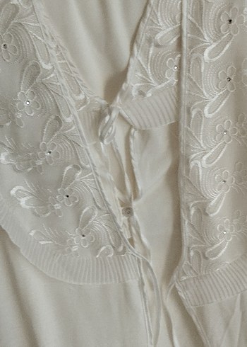 Bohem Nakışlı Uzun Beyaz Kadın Sabahlık - Görsel 5