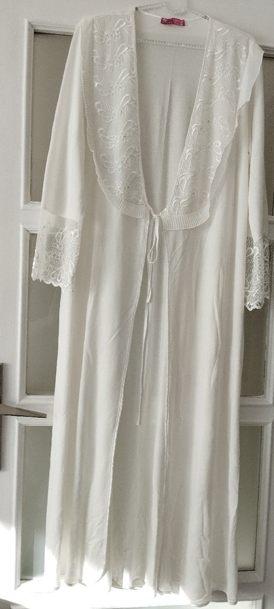 Bohem Nakışlı Uzun Beyaz Kadın Sabahlık - Görsel 2