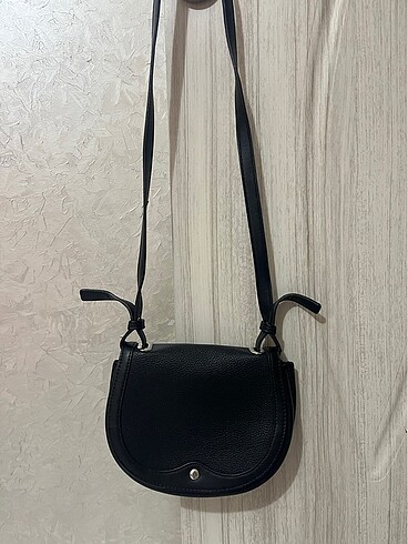 Beden Stradivarius siyah çanta