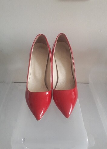 36 NUMARA 2 KEZ GIYILMIS TEMIZ STILETTO