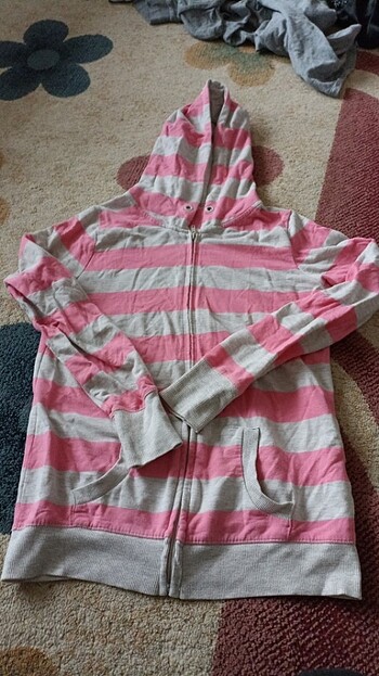 Kapşonlu sweat
