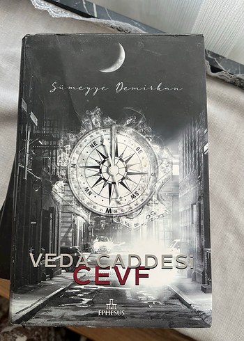 Veda Caddesi Eevf Romanı